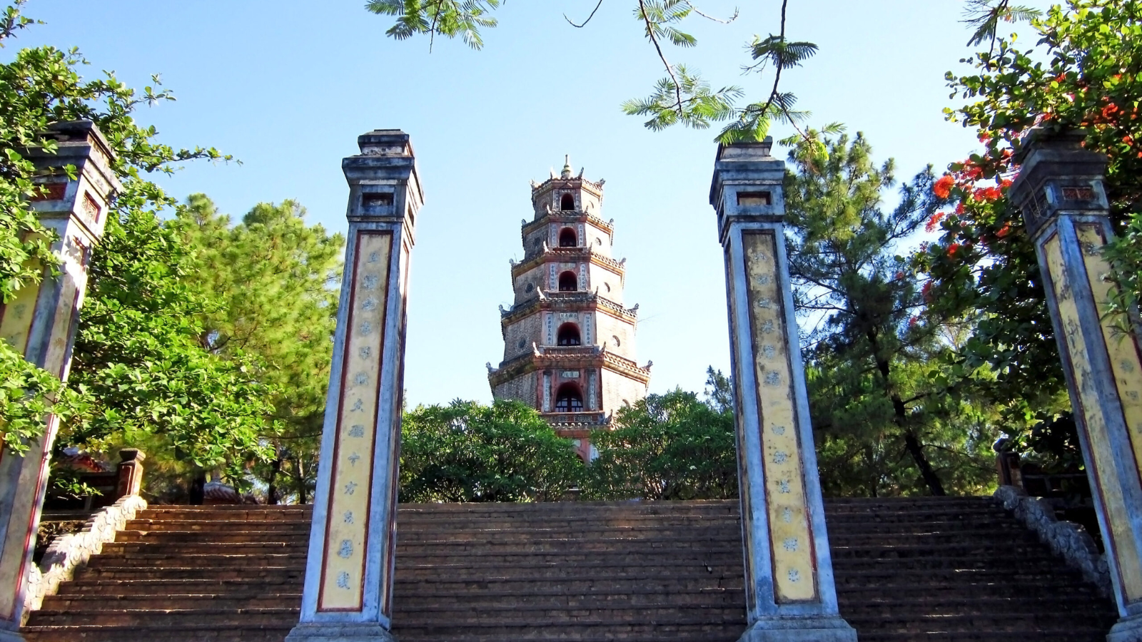 TOUR HÀ NỘI - HUẾ 3 NGÀY 2 ĐÊM