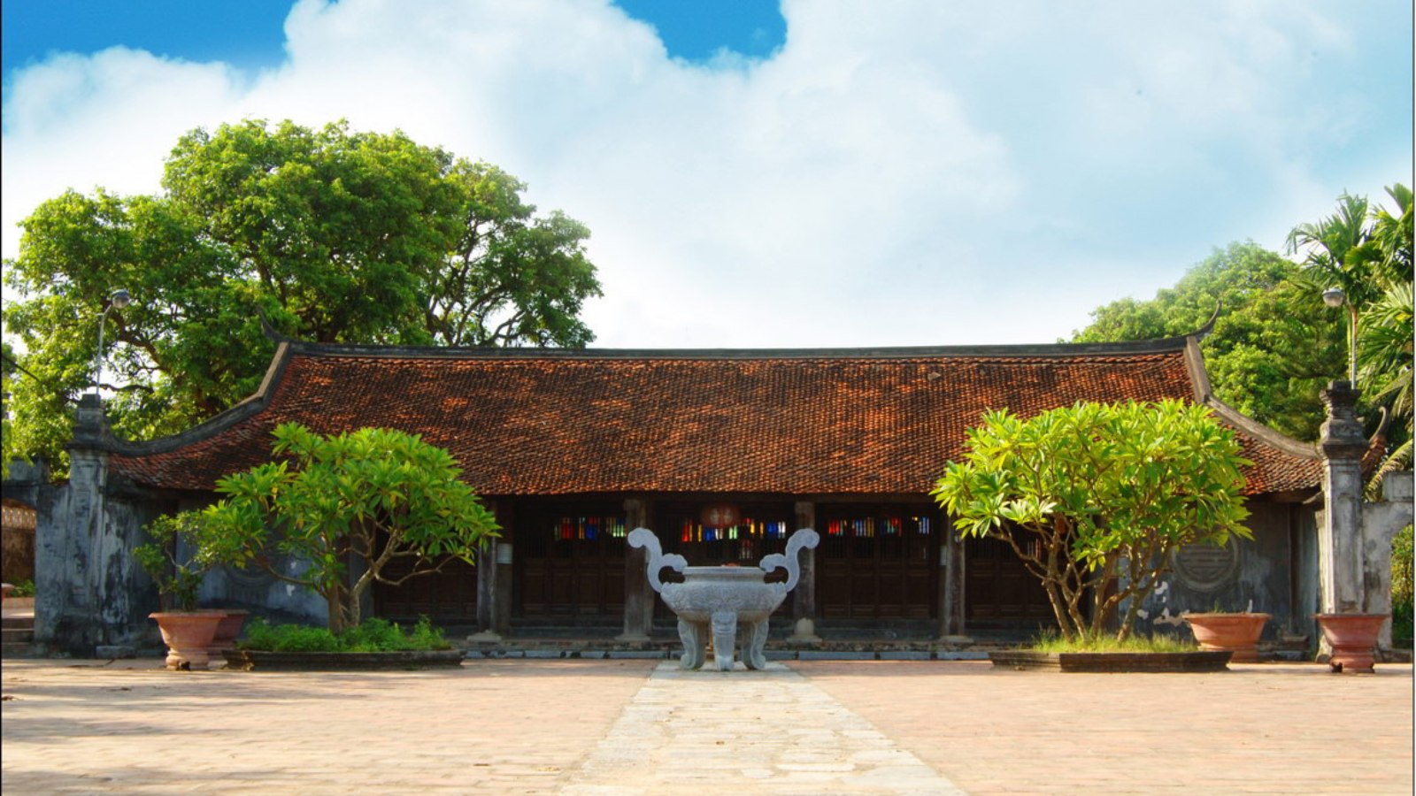 TOUR CHÙA NÔM - CHÙA PHÚC LÂM - CHÙA CHUÔNG - ĐỀN MẪU 1 NGÀY